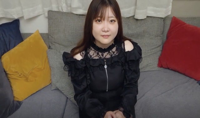 [FC2 PPV 4519344] bắt tinh trùng lên mặt cô gái trẻ