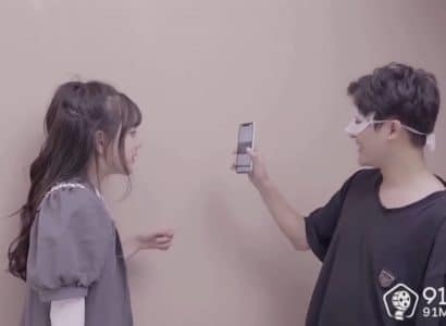 [China AV] Tống tình em gái khi phát hiện clip thẩm du trên điện thoại