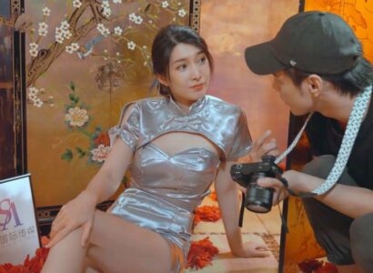 [China AV] Anh photographer số hưởng húp luôn em mẫu ảnh sườn xám ở nơi chụp