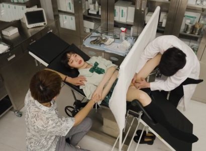 [China AV] Chồng dẫn vợ đi khám phụ khoa gặp phải bác sĩ nam biến thái