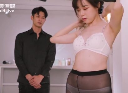 [China AV] Dịch vụ mát-xa kích dục cho các em gái mới lớn mà bị “nứng”