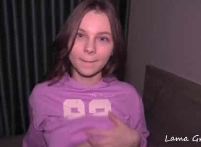 [Không che] Em mới 18 mà anh Tây khoai to giã không thương tiếc